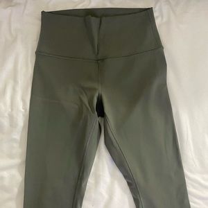 Lululemon Wunder Under Leggings
